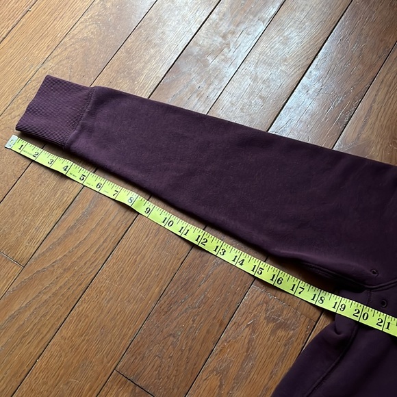 Carhartt Full zip Maroon Hoodie - Picture 15 of 16